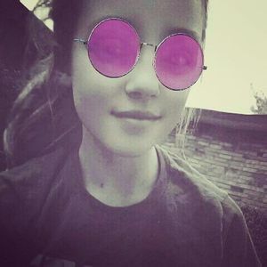 Meet your Posher, Kaley